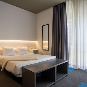 Boutique Creative Rooms